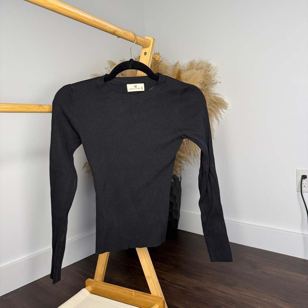 Black Ribbed Long Sleeve Top